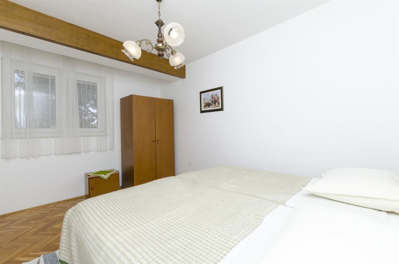 Apartments Karmela พรีมอชเตน ภายนอก รูปภาพ