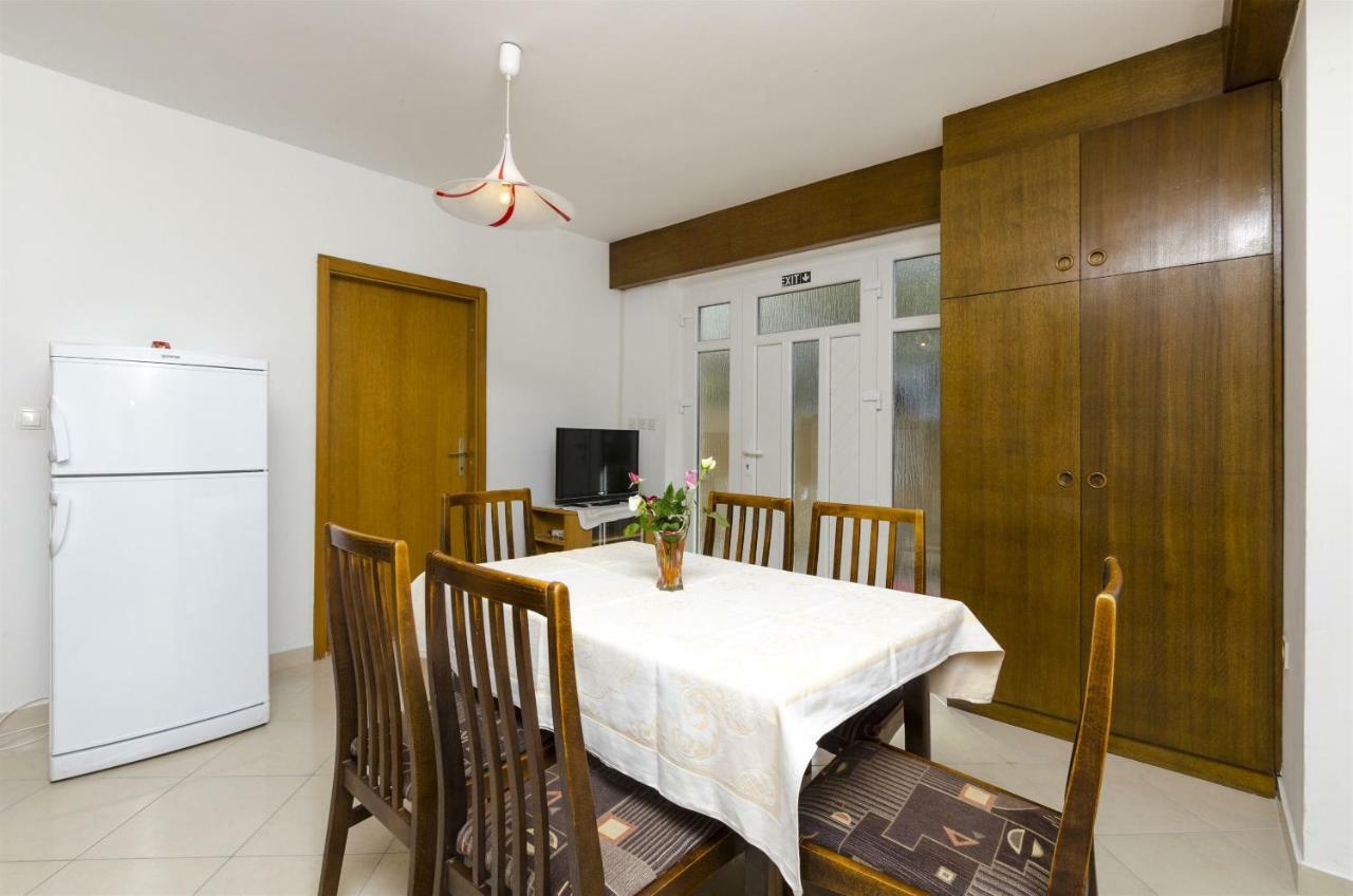 Apartments Karmela พรีมอชเตน ภายนอก รูปภาพ