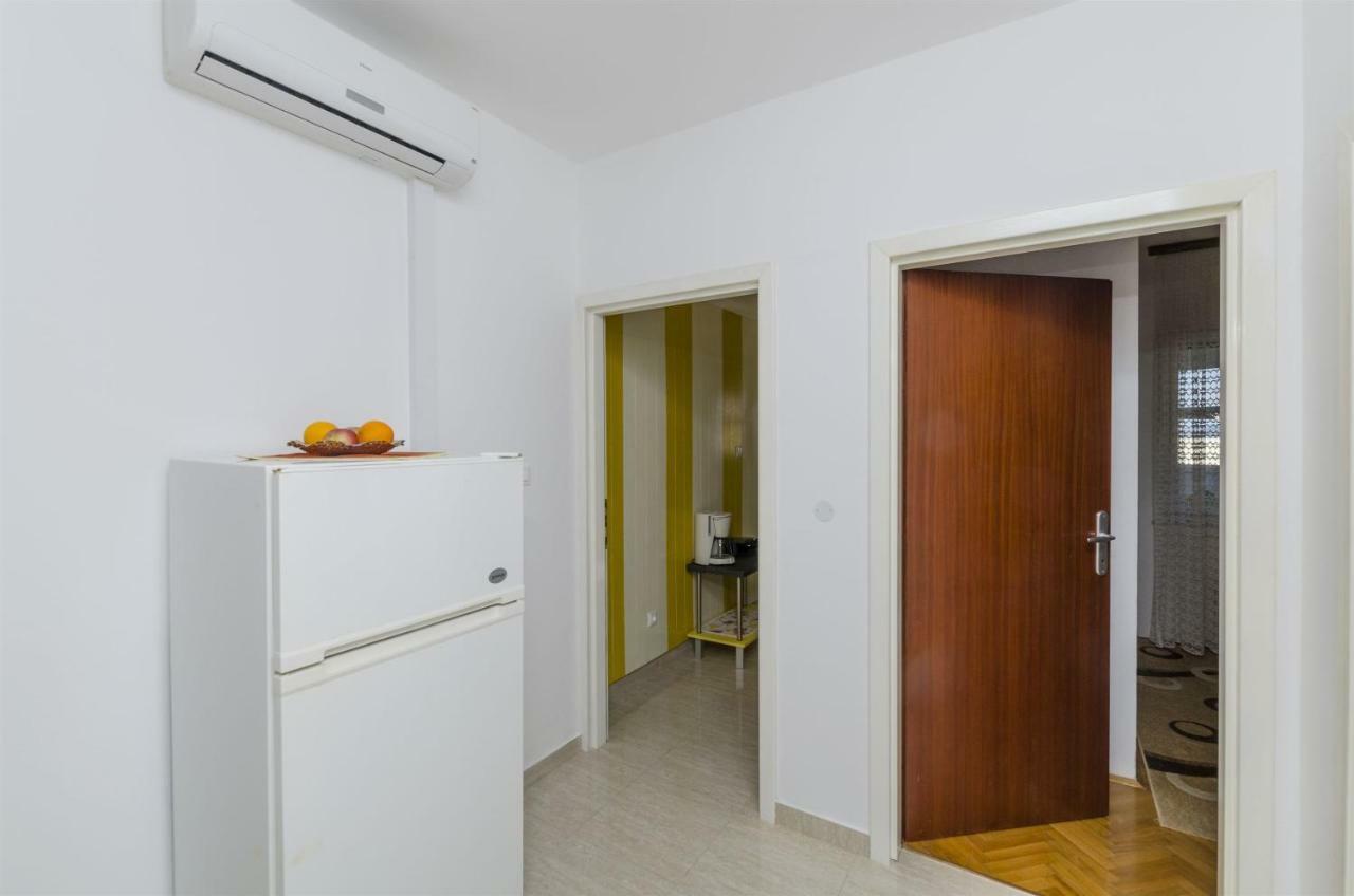 Apartments Karmela พรีมอชเตน ภายนอก รูปภาพ