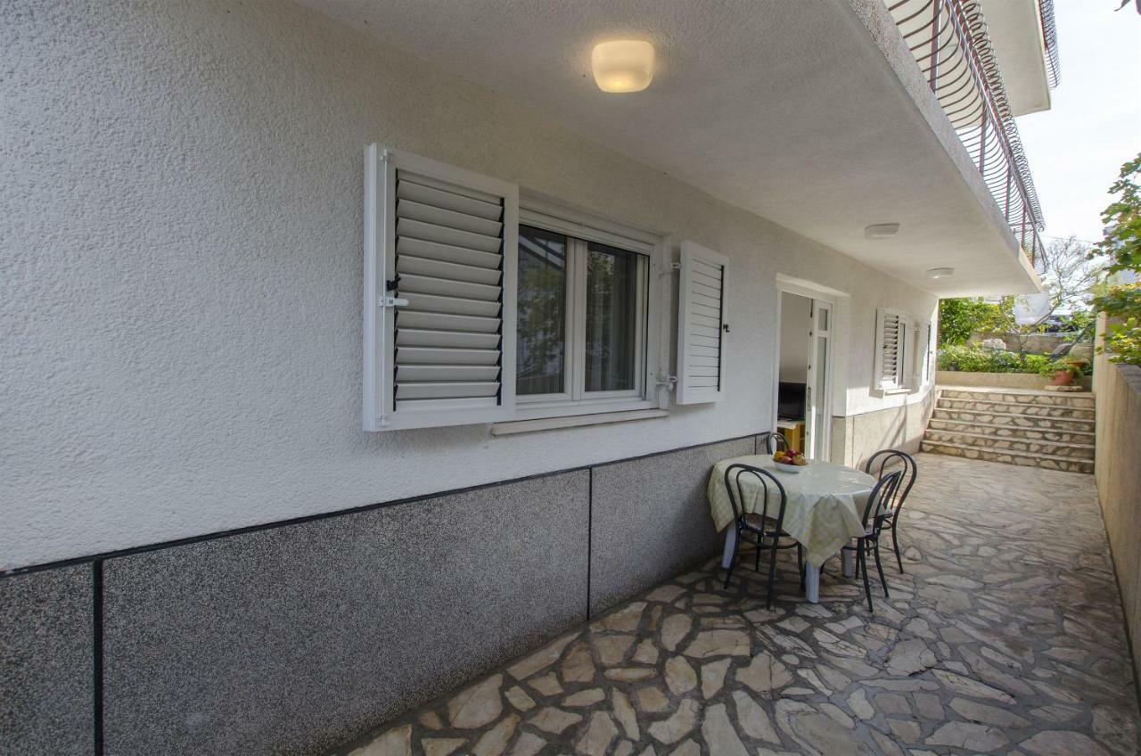 Apartments Karmela พรีมอชเตน ภายนอก รูปภาพ